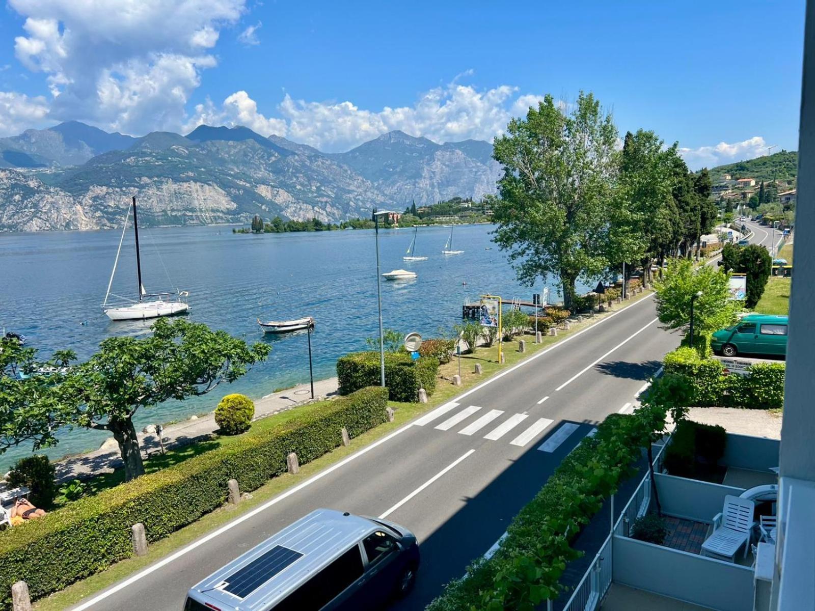Val Di Sogno Grand View Malcesine Exterior foto