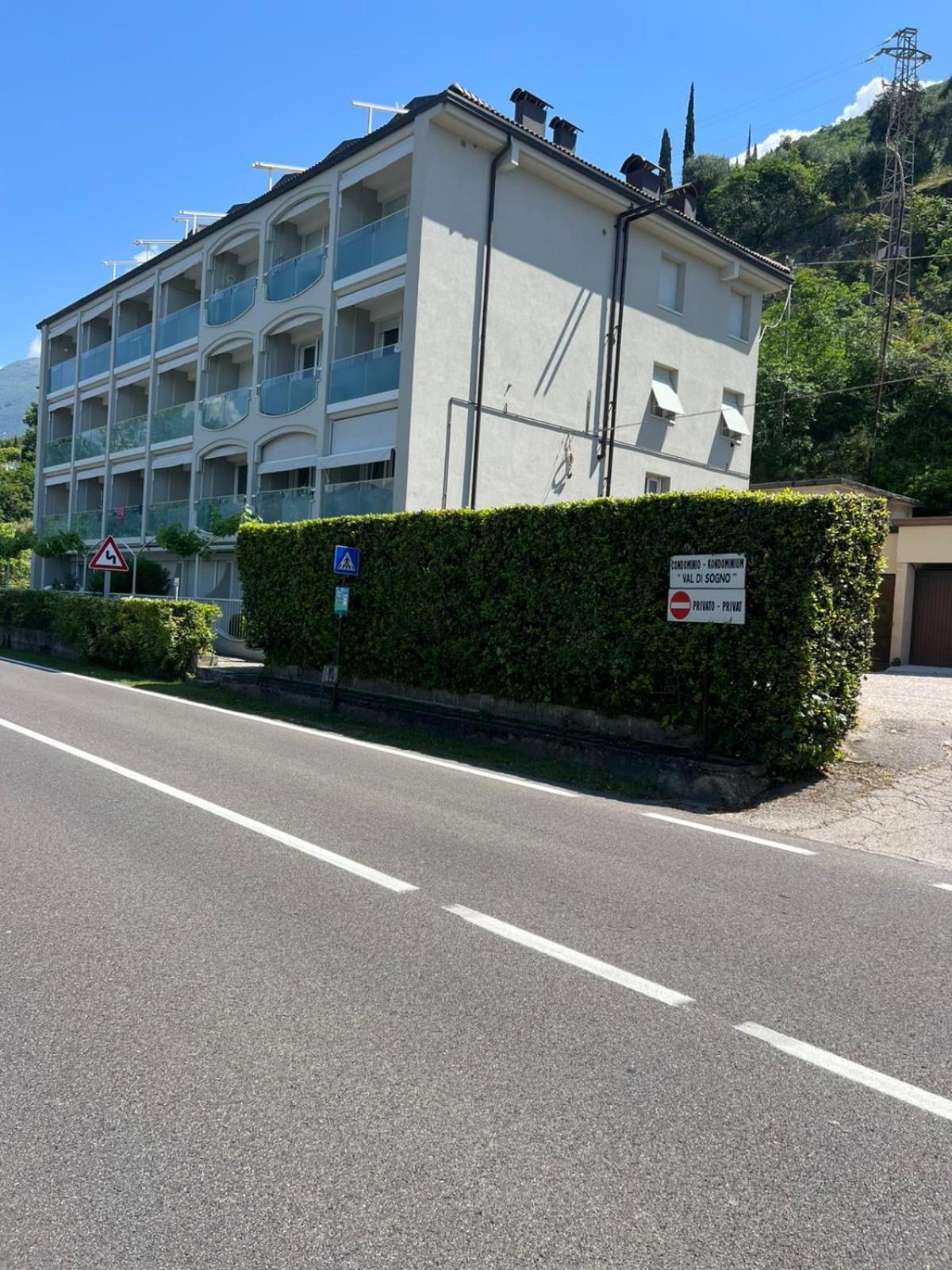 Val Di Sogno Grand View Malcesine Exterior foto